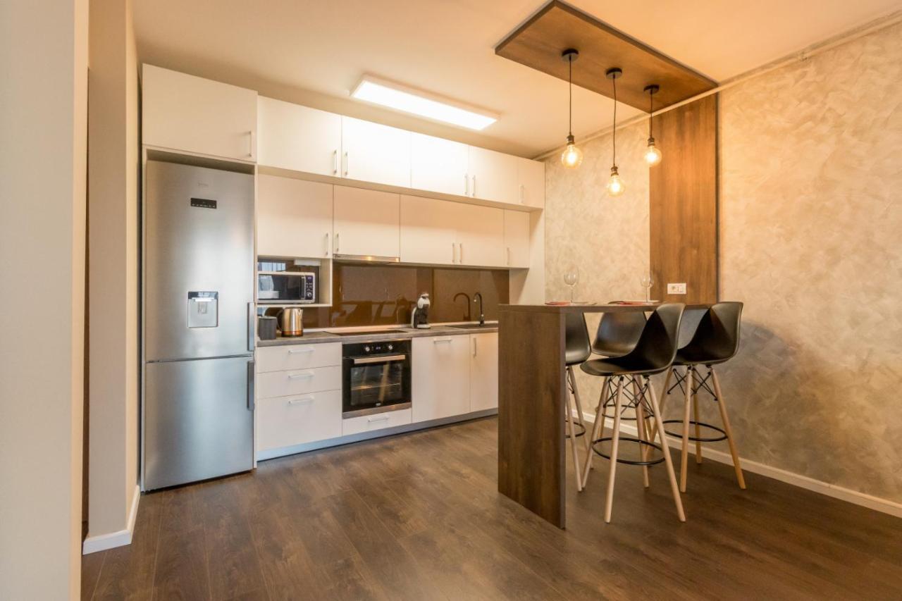 Modern Downtown Apartment Cluj-Napoca Extérieur photo