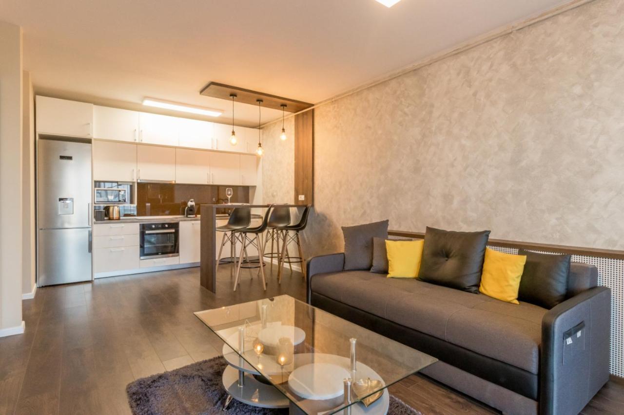Modern Downtown Apartment Cluj-Napoca Extérieur photo