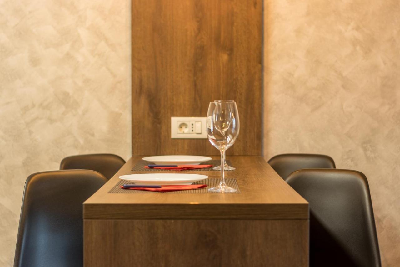 Modern Downtown Apartment Cluj-Napoca Extérieur photo